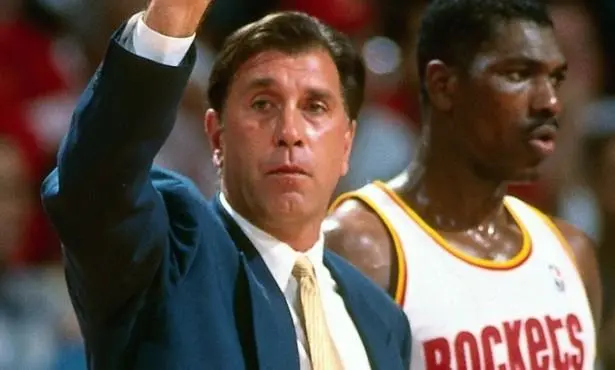 不要低估冠军的核心!汤姆贾诺维奇荣获查克·戴利终身成就奖