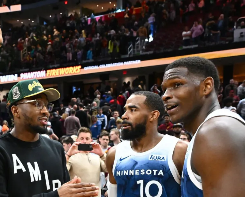 多诺万·米切尔:雷霆队或森林狼队很可能进入2025 年总决赛